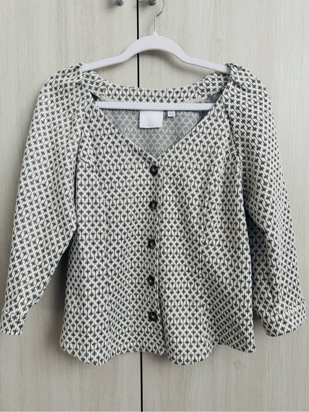 Anthropologie Cream jacket with Black Geometric Print With Gold details six M